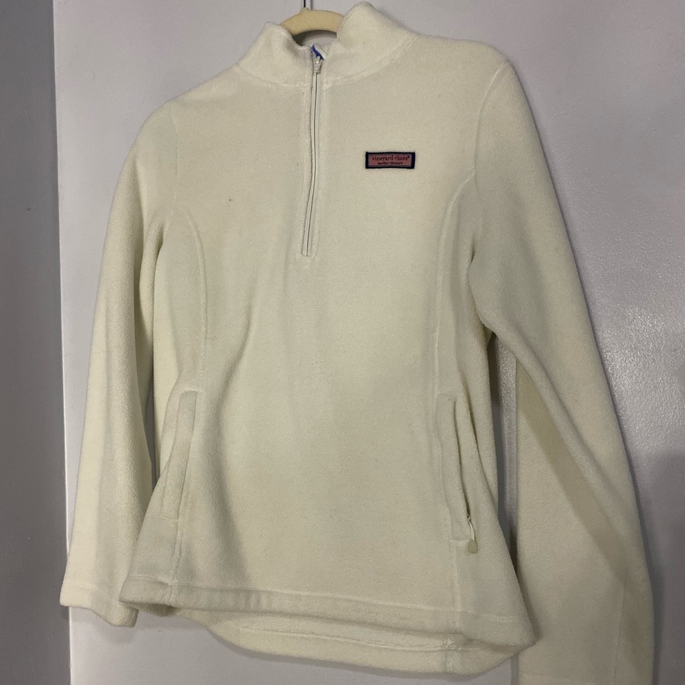 Vineyard vines sweater